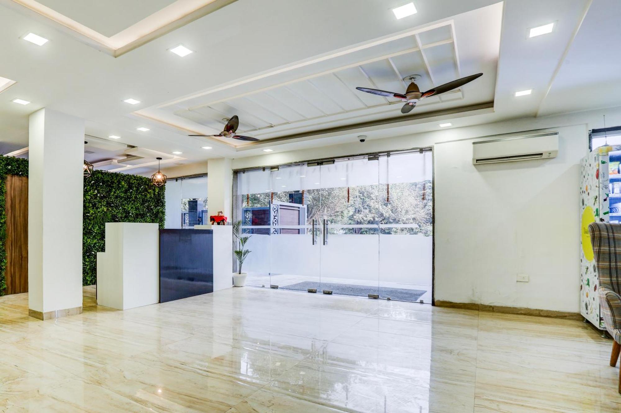 Hotel Greysky Medicity 古尔冈 外观 照片
